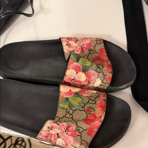 Floral GUCCI Slide Sandals